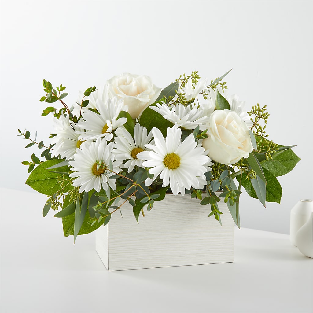 Fresh Linen Box Bouquet – Floral Design At Evergreen Llc, Princeton NC