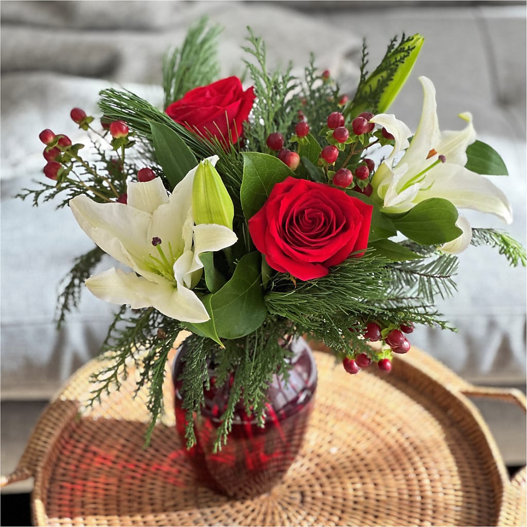 Evergreen Delight Bouquet –  Floral Design At Evergreen Llc, Princeton NC